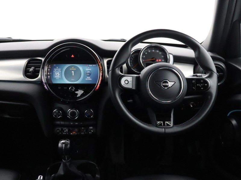 2022 (71) MINI HATCHBACK 1.5 Cooper Exclusive 5dr 4954211