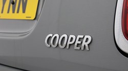 2022 (71) MINI HATCHBACK 1.5 Cooper Exclusive 5dr 4954187