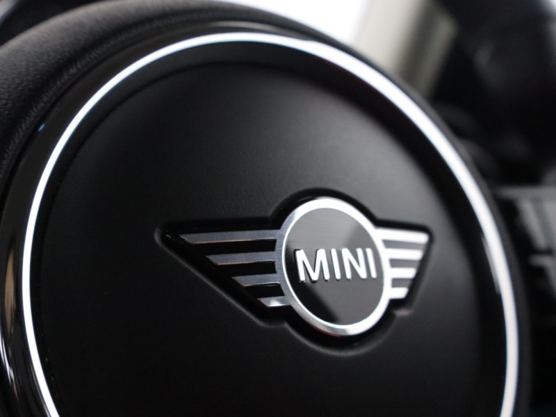 2022 (72) MINI HATCHBACK 1.5 Cooper Classic 3dr 4909667