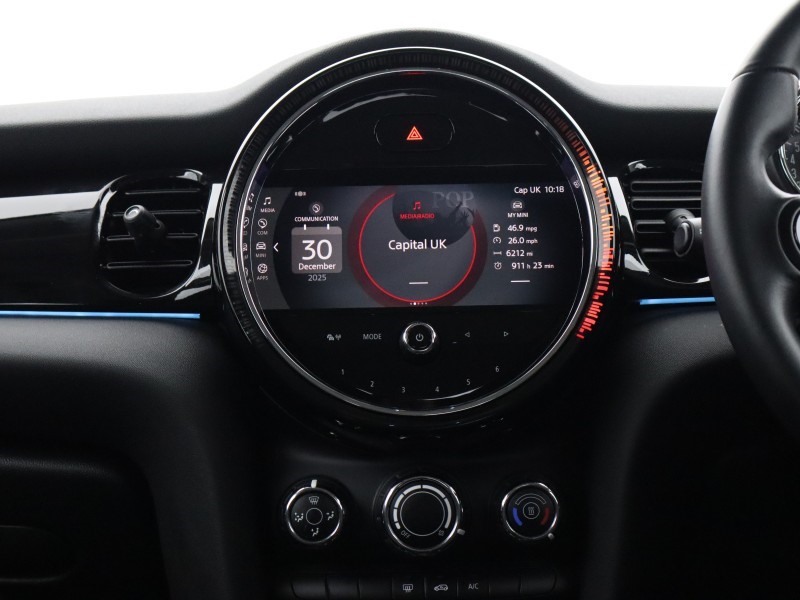 2022 (72) MINI HATCHBACK 1.5 Cooper Classic 3dr 4909659