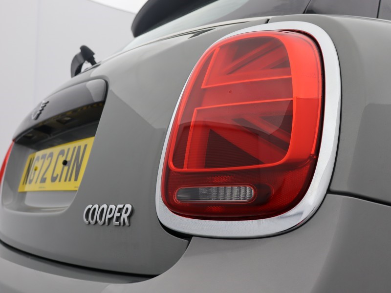 2022 (72) MINI HATCHBACK 1.5 Cooper Classic 3dr 4909635
