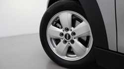 2023 (23) MINI HATCHBACK 1.5 Cooper Classic Premium 5dr Auto 4925138