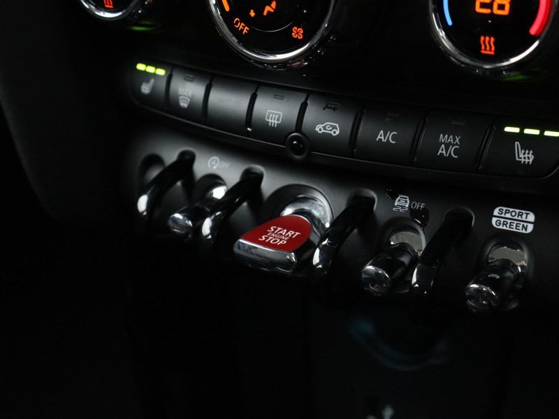 2023 (23) MINI HATCHBACK 1.5 Cooper Classic Premium 5dr Auto 4925115