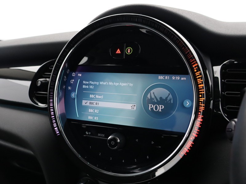 2023 (23) MINI HATCHBACK 1.5 Cooper Classic Premium 5dr Auto 4925126