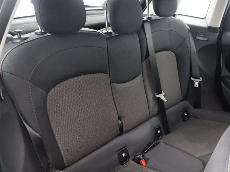 2023 (23) MINI HATCHBACK 1.5 Cooper Classic Premium 5dr Auto 4925096