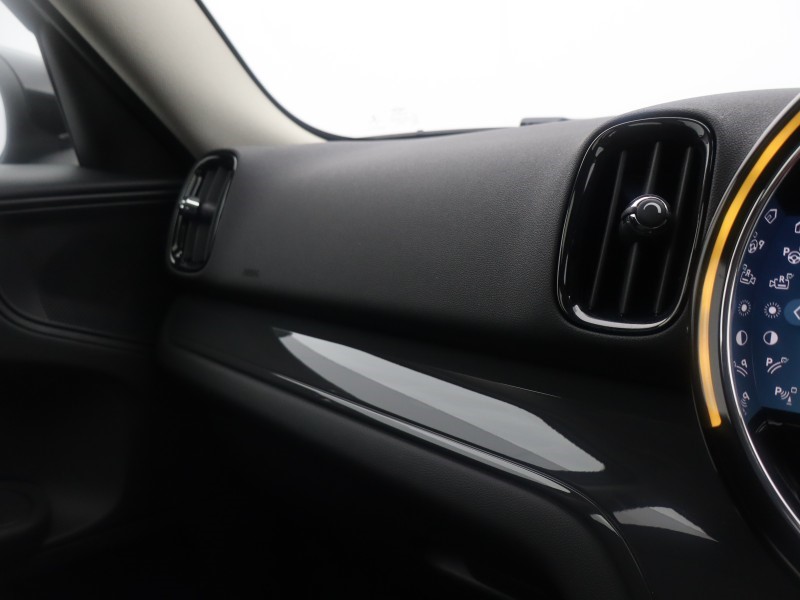 2022 (72) MINI COUNTRYMAN 1.5 Cooper Classic 5dr Auto 4923896