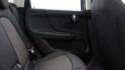 2022 (72) MINI COUNTRYMAN 1.5 Cooper Classic 5dr Auto 4923880