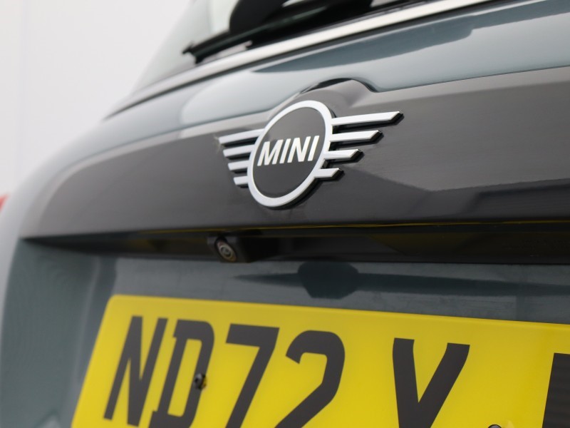 2022 (72) MINI COUNTRYMAN 1.5 Cooper Classic 5dr Auto 4923869