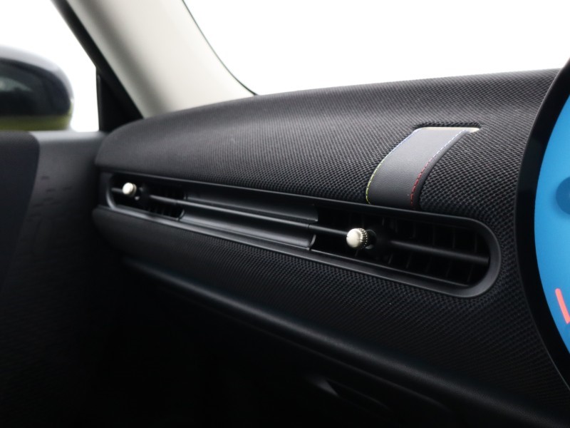 2024 (74) MINI COOPER 1.5 C Classic 3dr Auto 4940792