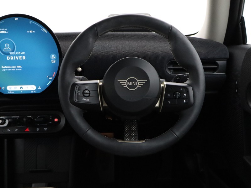 2024 (74) MINI COOPER 1.5 C Classic 3dr Auto 4940767