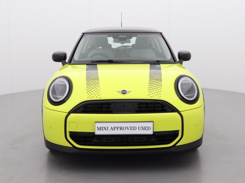 2024 (74) MINI COOPER 1.5 C Classic 3dr Auto 4940744