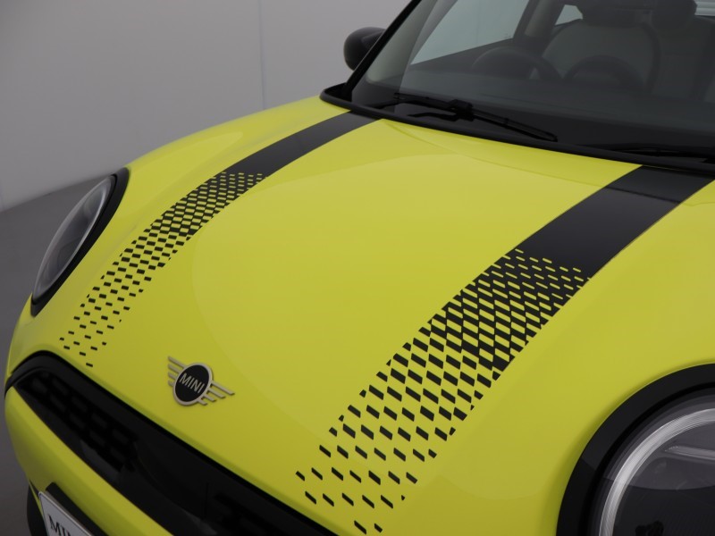 2024 (74) MINI COOPER 1.5 C Classic 3dr Auto 4940759