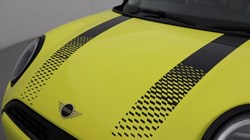 2024 (74) MINI COOPER 1.5 C Classic 3dr Auto 4940759