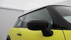 2024 (74) MINI COOPER 1.5 C Classic 3dr Auto 4940761