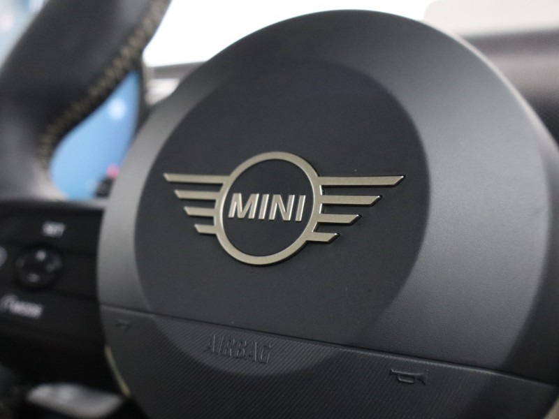 2024 (74) MINI COOPER 1.5 C Classic 3dr Auto 4940801