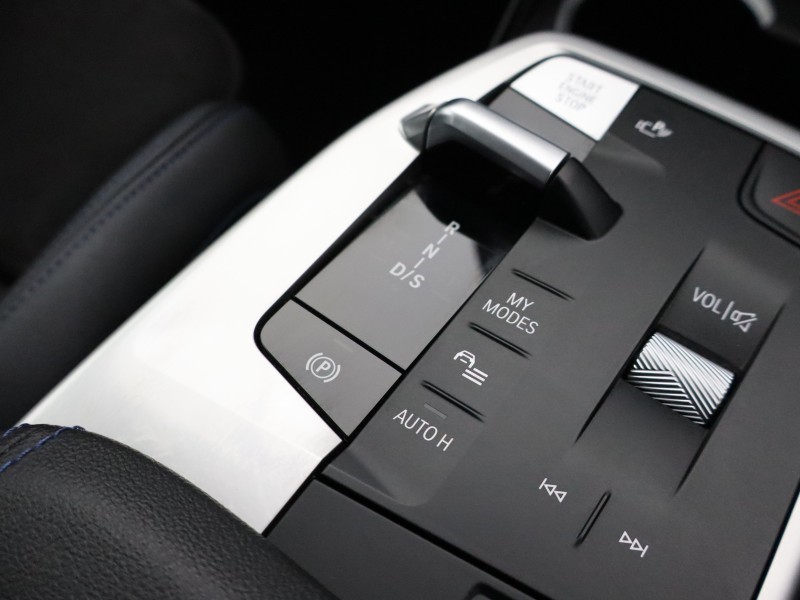 2023 (23) BMW X1 sDrive 20i MHT M Sport 5dr Step Auto 4909066