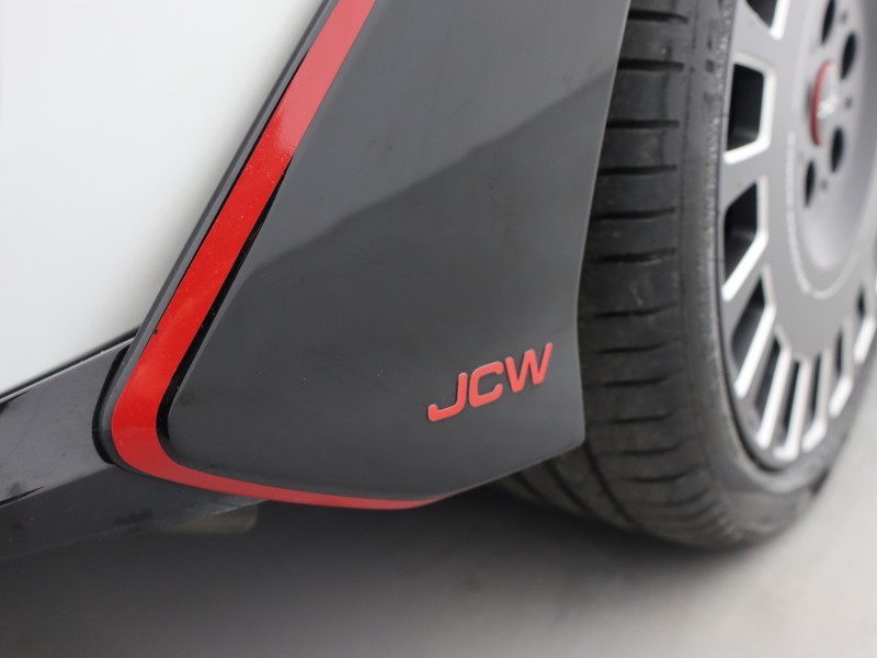 2025 (75) MINI COOPER 2.0 John Cooper Works 3dr Auto 5422510