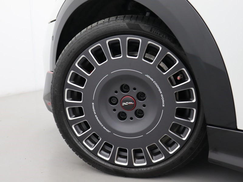 2025 (75) MINI COOPER 2.0 John Cooper Works 3dr Auto 5422566