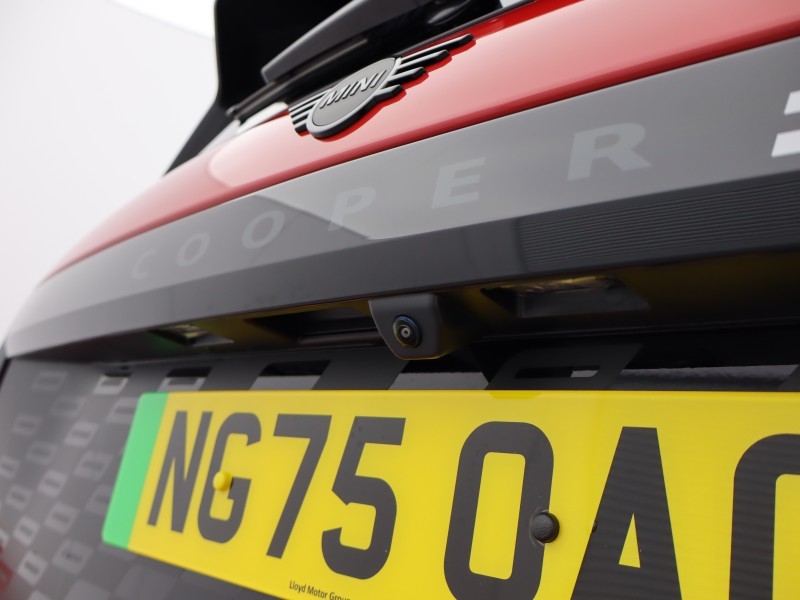 2025 (75) MINI COOPER 190kW John Cooper Works 54kWh 3dr Auto 5356698