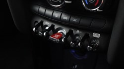 2021 (71) MINI HATCHBACK 1.5 Cooper Sport 5dr 4941716