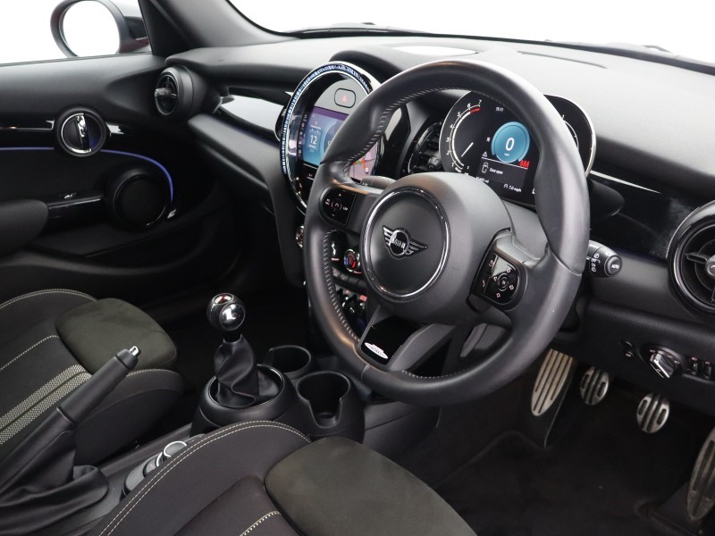 2021 (71) MINI HATCHBACK 1.5 Cooper Sport 5dr 4941692