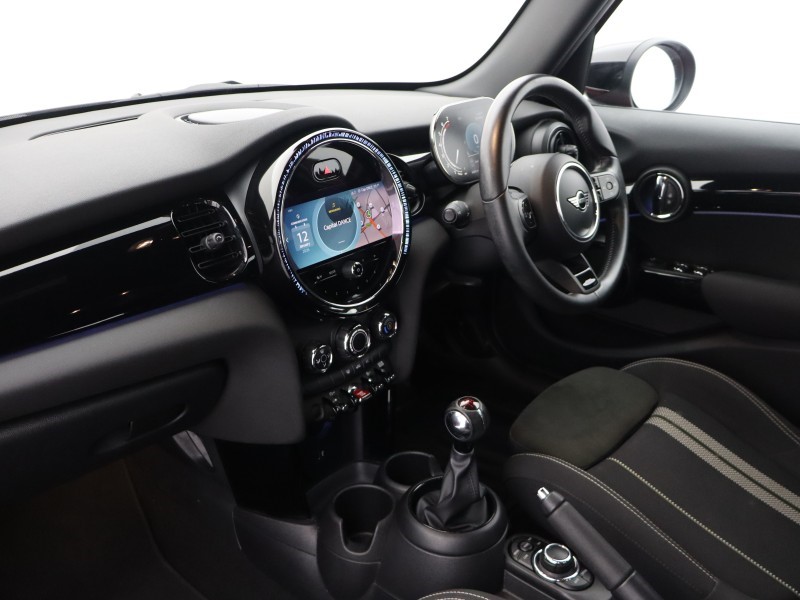 2021 (71) MINI HATCHBACK 1.5 Cooper Sport 5dr 4941697