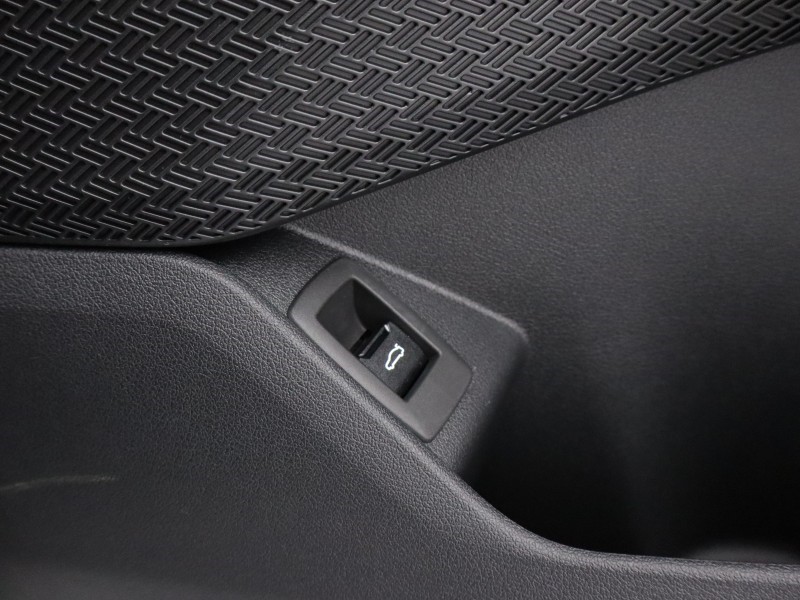 2025 (75) BMW X1 sDrive 20i MHT M Sport 5dr Step Auto 5215389