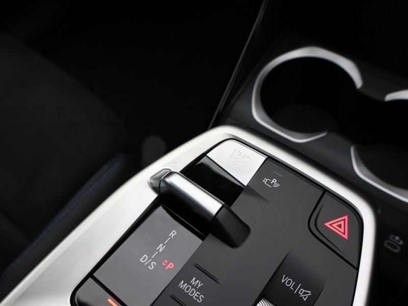 2025 (75) BMW X1 sDrive 20i MHT M Sport 5dr Step Auto 5215375