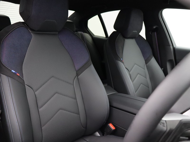 2025 (75) BMW 5 SERIES 520i M Sport Pro 4dr Auto 5215809