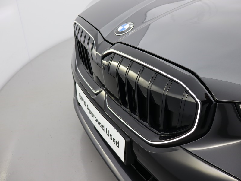 2025 (75) BMW 5 SERIES 520i M Sport Pro 4dr Auto 5215803