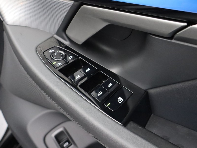 2025 (75) BMW 5 SERIES 520i M Sport Pro 4dr Auto 5215819