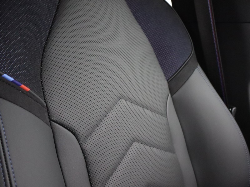 2025 (75) BMW 5 SERIES 520i M Sport Pro 4dr Auto 5215834