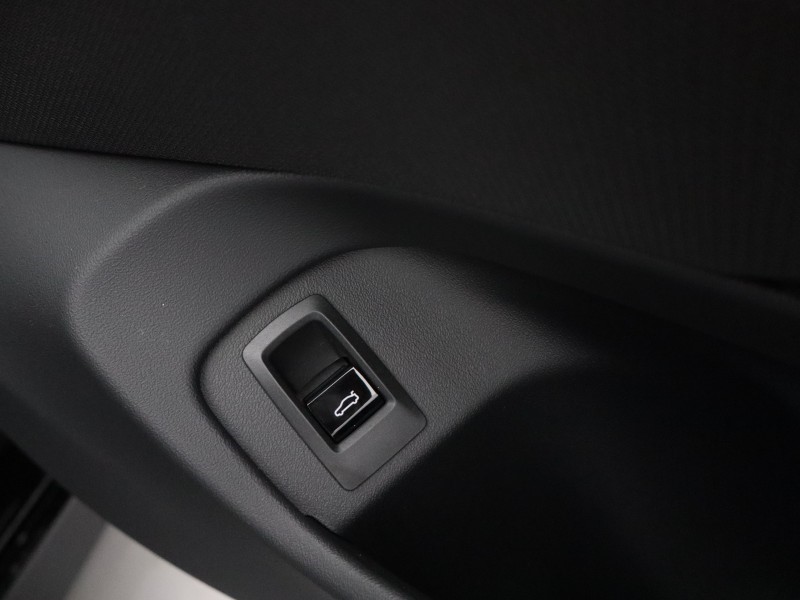 2025 (75) BMW 5 SERIES 520i M Sport Pro 4dr Auto 5215821