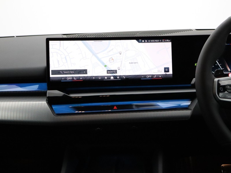 2025 (75) BMW 5 SERIES 520i M Sport Pro 4dr Auto 5215817