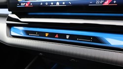 2025 (75) BMW 5 SERIES 520i M Sport Pro 4dr Auto 5215847