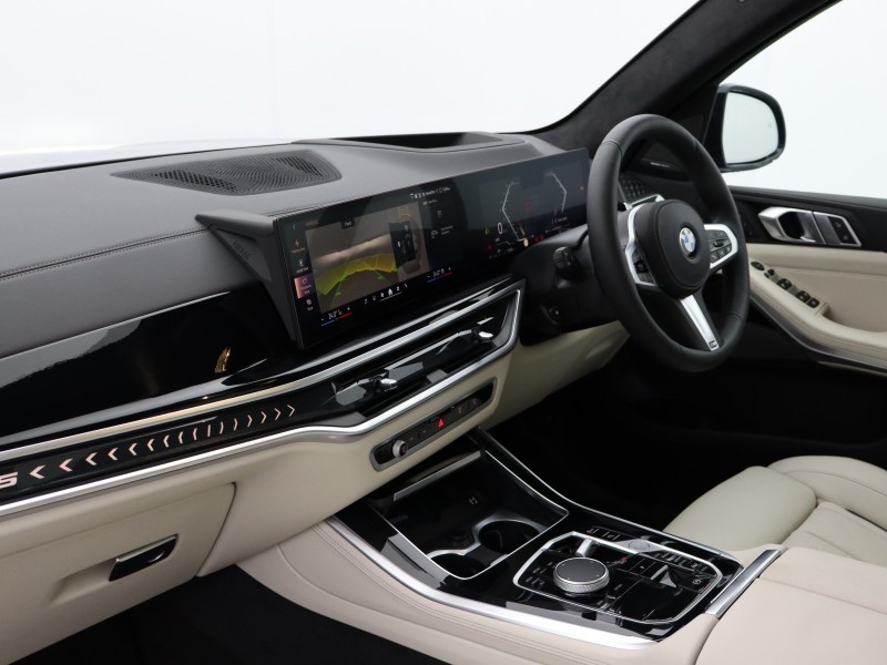 2025 (75) BMW X5 xDrive40d MHT M Sport 5dr Auto 5216144