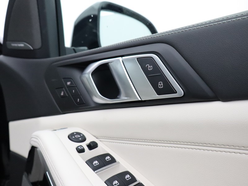 2025 (75) BMW X5 xDrive40d MHT M Sport 5dr Auto 5216160