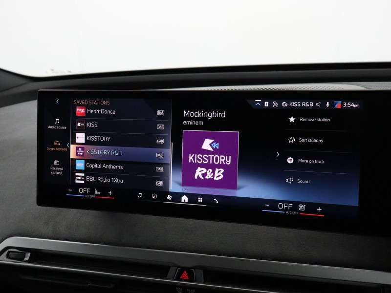 2025 (75) BMW iX 300kW xDrive45 M Sport 101kWh 5dr Auto 5228344