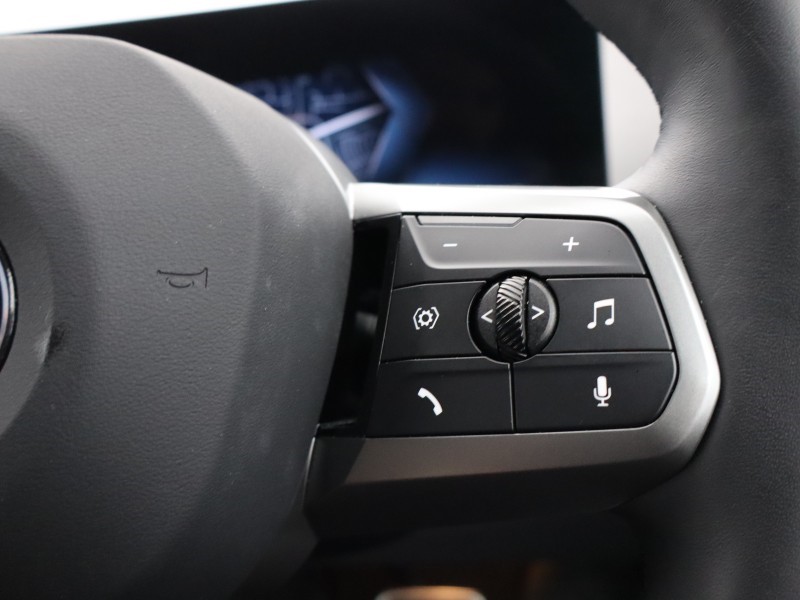 2025 (75) BMW iX 300kW xDrive45 M Sport 101kWh 5dr Auto 5228341