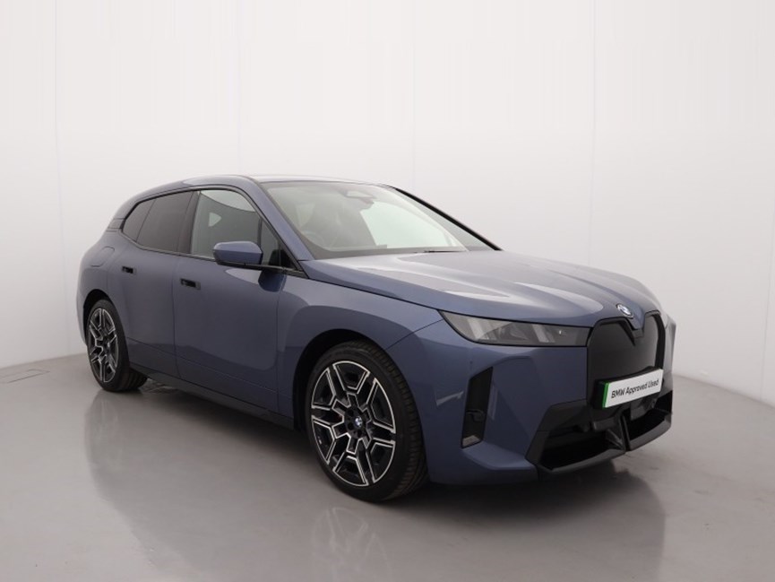 2025 (75) BMW iX 300kW xDrive45 M Sport 101kWh 5dr Auto