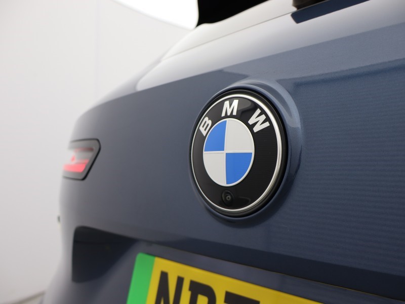 2025 (75) BMW iX 300kW xDrive45 M Sport 101kWh 5dr Auto 5228319