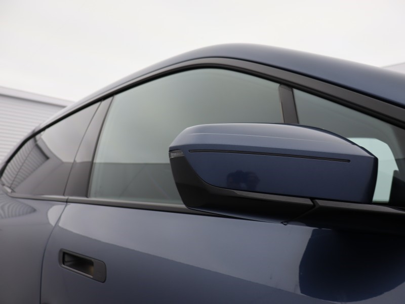 2025 (75) BMW iX 300kW xDrive45 M Sport 101kWh 5dr Auto 5228329