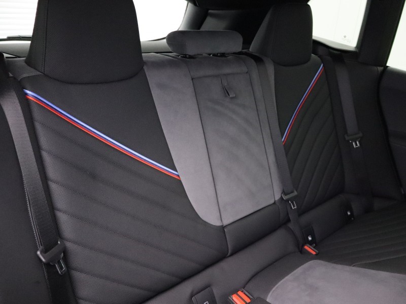 2025 (75) BMW iX 300kW xDrive45 M Sport 101kWh 5dr Auto 5228363