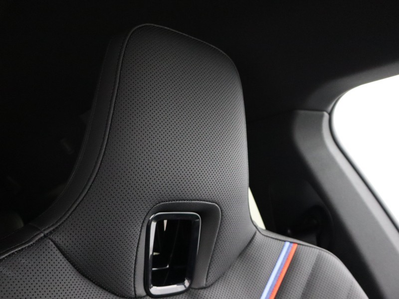 2025 (75) BMW iX 300kW xDrive45 M Sport 101kWh 5dr Auto 5228361