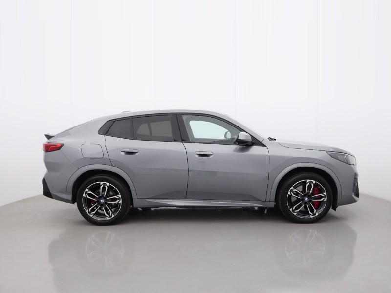 2025 (75) BMW iX2 150kW eDrive20 M Sport 65kWh 5dr Auto 5468384