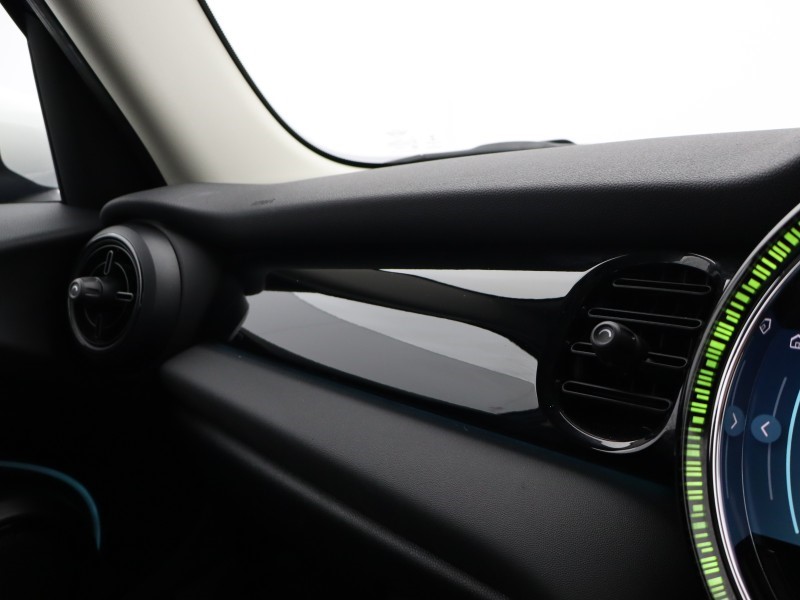 2022 (22) MINI HATCHBACK 1.5 Cooper Classic 5dr 4945810