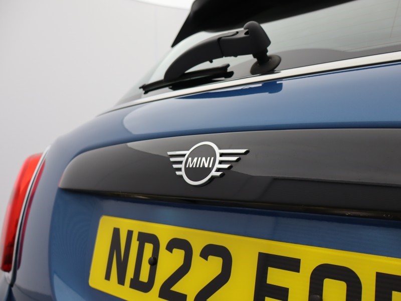2022 (22) MINI HATCHBACK 1.5 Cooper Classic 5dr 4945782