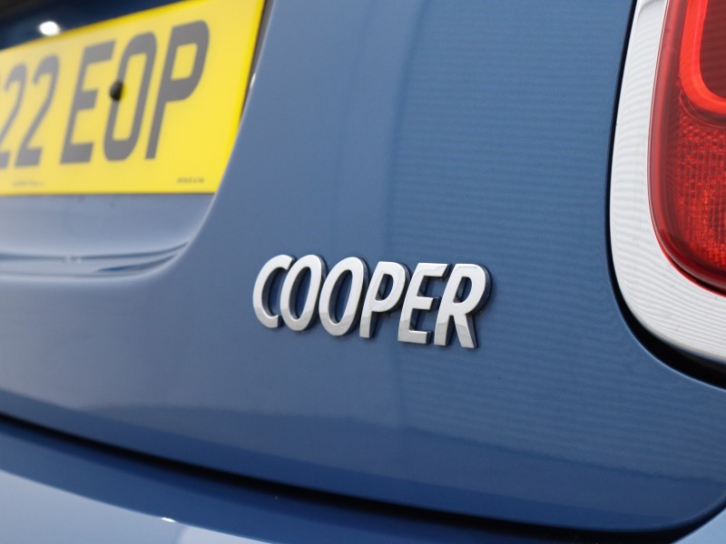 2022 (22) MINI HATCHBACK 1.5 Cooper Classic 5dr 4945781