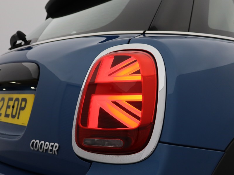 2022 (22) MINI HATCHBACK 1.5 Cooper Classic 5dr 4945780