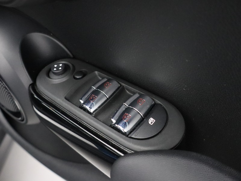 2022 (22) MINI HATCHBACK 1.5 Cooper Classic 5dr 4945772